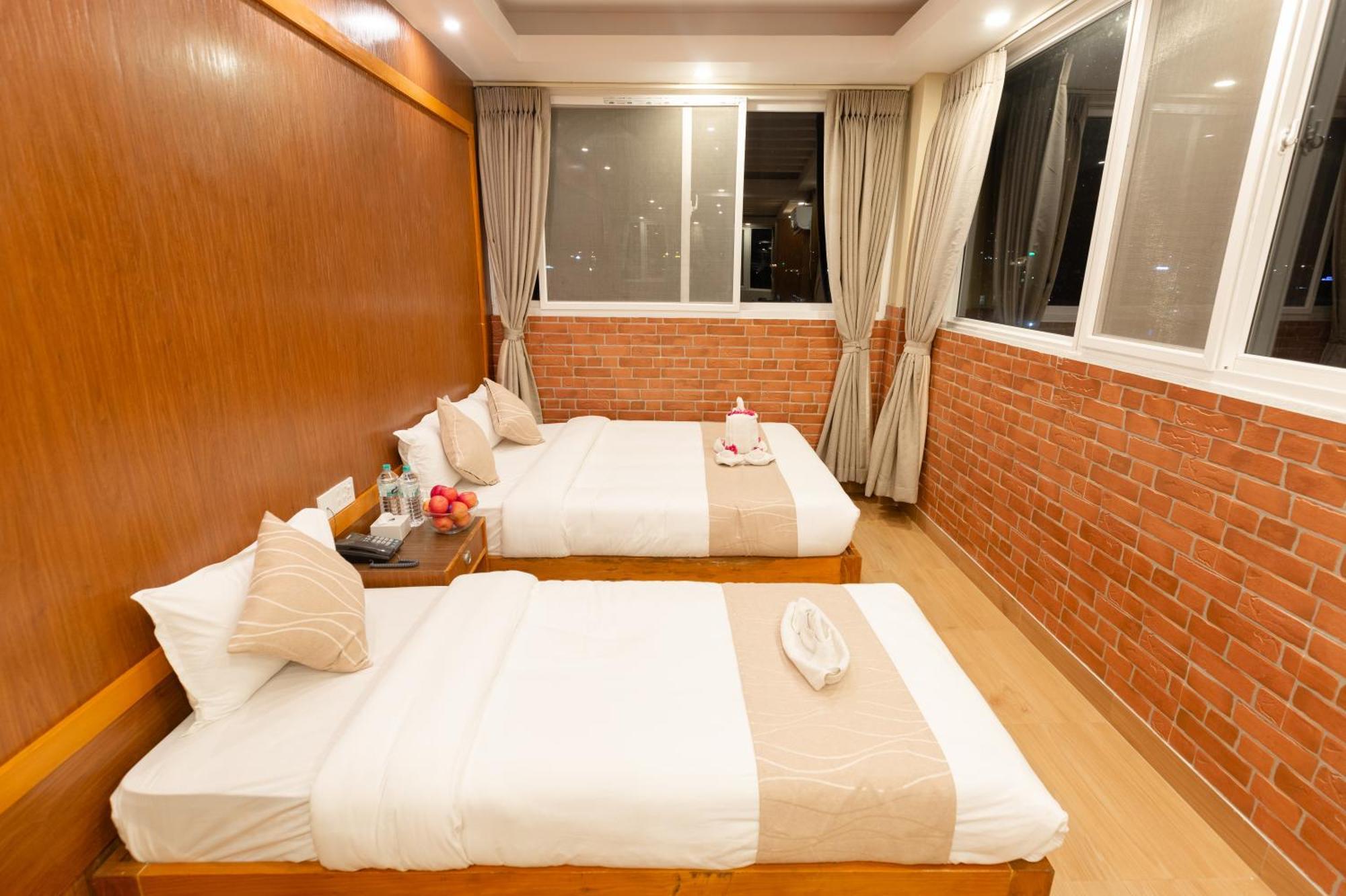Paradise Boutique Hotel Pokhara Exterior foto